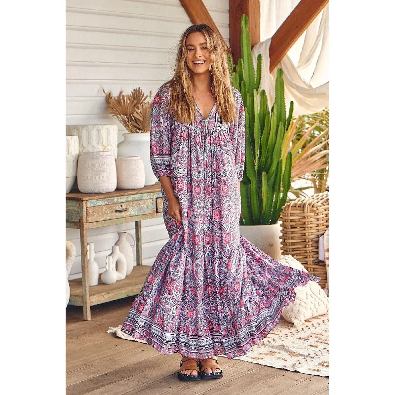 JAASE Bonnie Print Paris Maxi Dress Cozy Knitted Maxi Dress