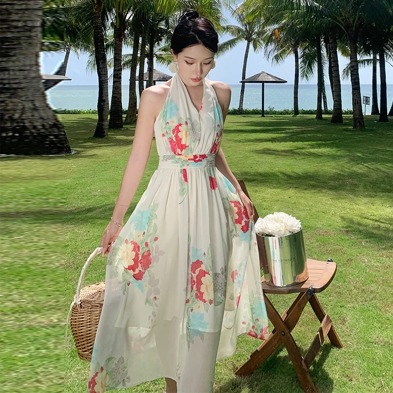 Women Fashion Elegant Vacation Floral Printed Halter Neck Backless Sleeveless Defined Waist Maxi Dress Stylish Empire Waist Maxi Dress